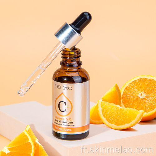 Blanchir le sérum hydratant de la vitamine C